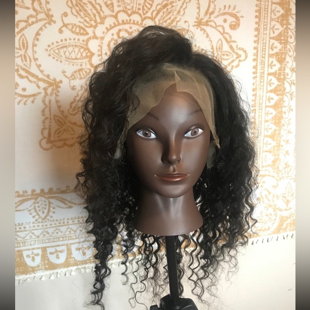 13x4 Deep Wave Lace Front Wigs Human Hair 180 Density 14”long.
